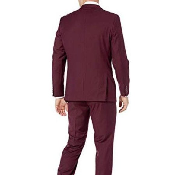 Suit - Picture 3 of 5